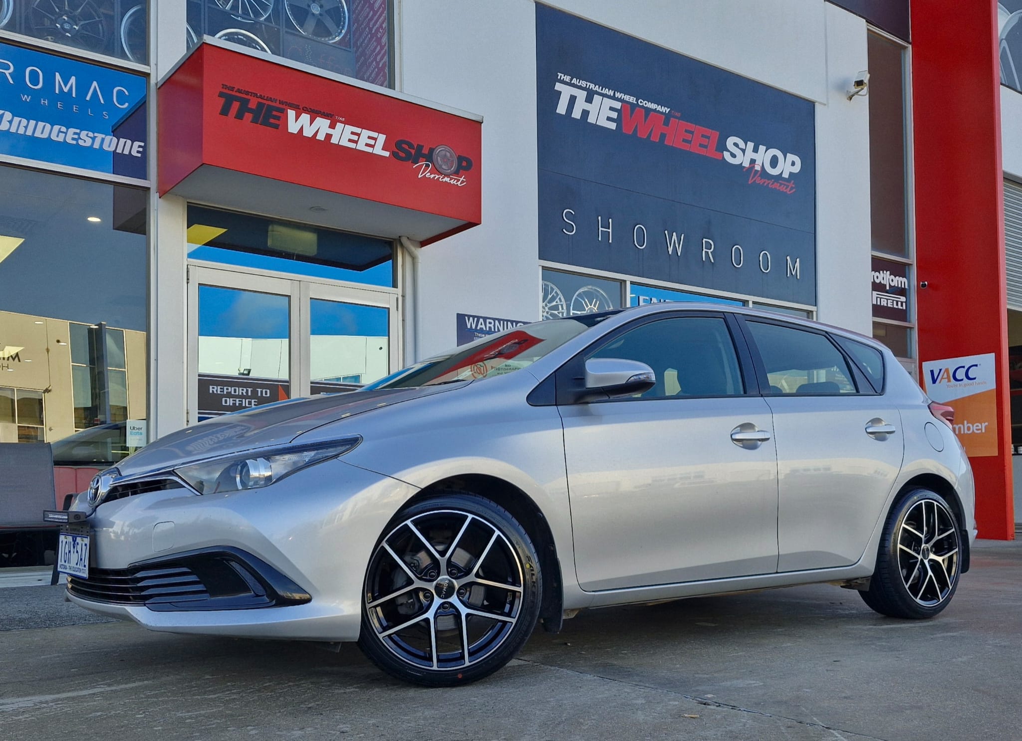 TOYOTA COROLLA WITH ROMAC WHEELS |  | TOYOTA